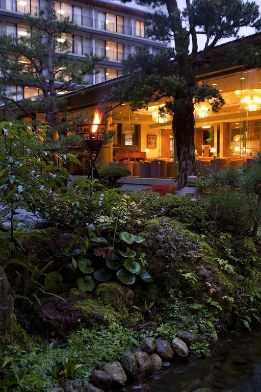 Kasenkyo Izutsuya Hotel Shin'onsen Екстериор снимка