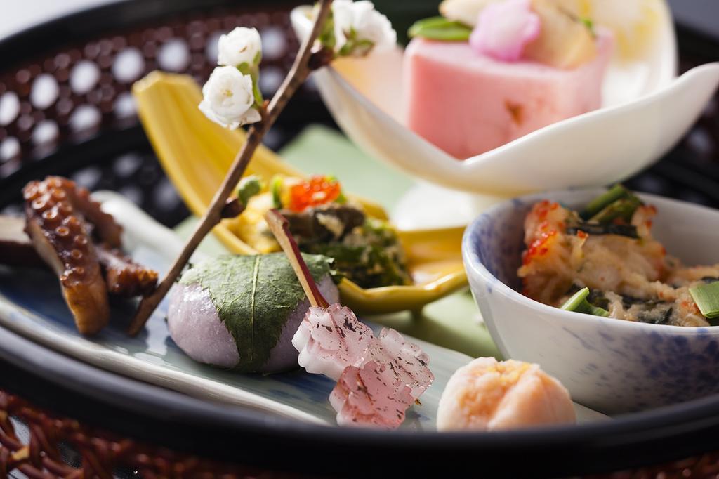 Kasenkyo Izutsuya Hotel Shin'onsen Екстериор снимка